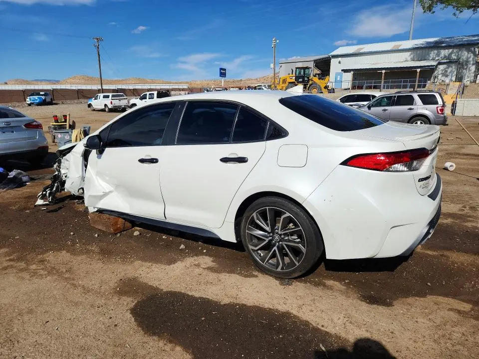 2020 TOYOTA COROLLA SE  