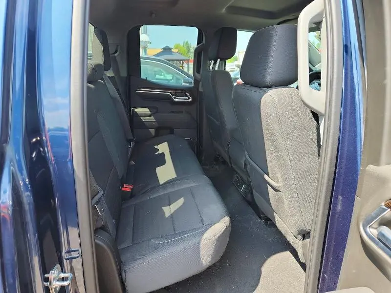 2023 GMC SIERRA K1500 SLE  