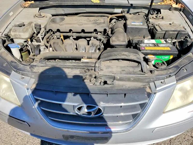 2010 HYUNDAI SONATA GLS  