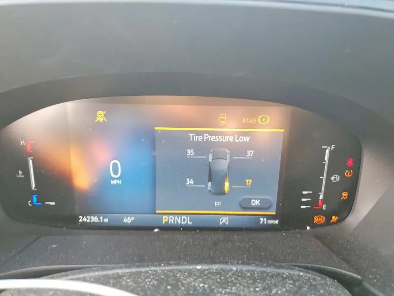 2023 FORD ESCAPE ST LINE  