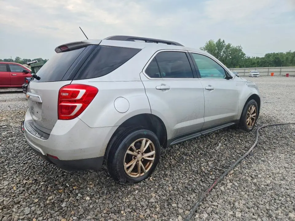 2017 CHEVROLET EQUINOX LT  