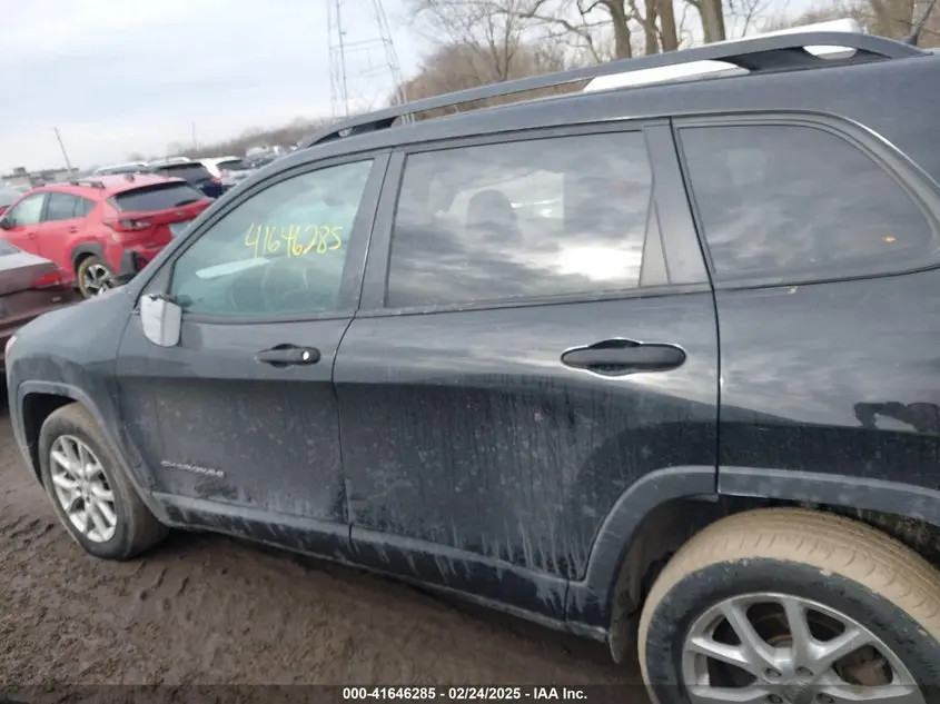 2017 JEEP CHEROKEE SPORT FWD