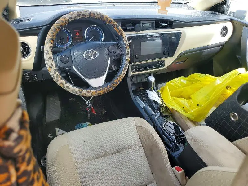 2017 TOYOTA COROLLA LE  