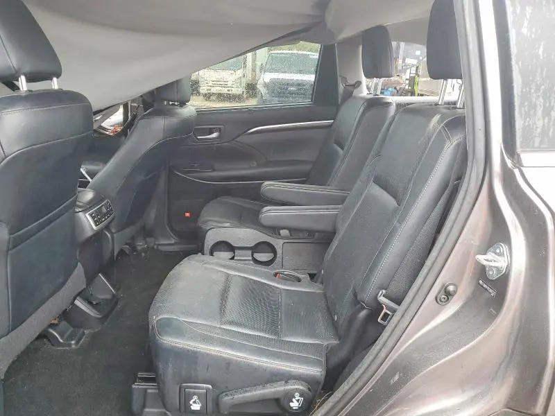 2014 TOYOTA HIGHLANDER LIMITED PLATINUM  