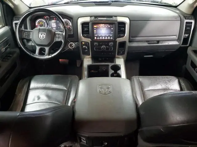 2015 RAM 1500 SLT  