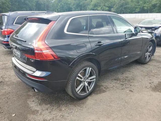 2020 VOLVO XC60 T6 MOMENTUM  