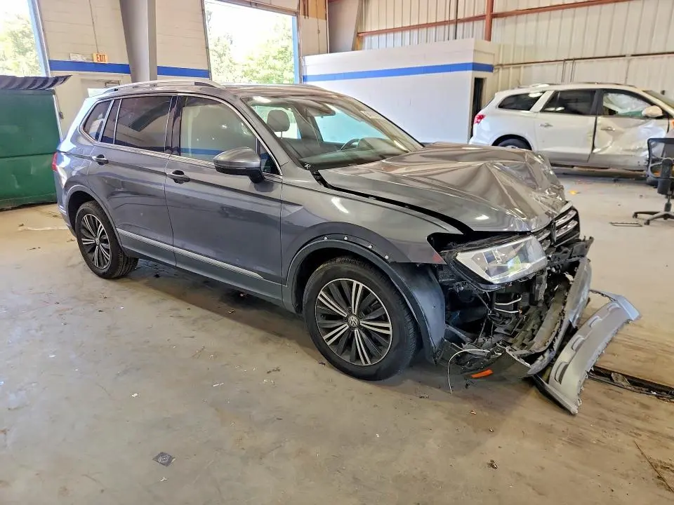 2019 VOLKSWAGEN TIGUAN SE  