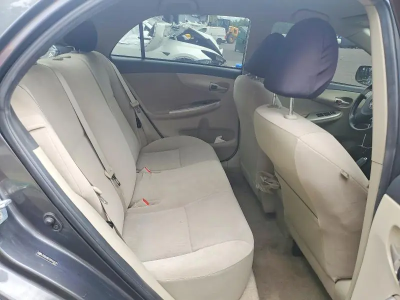 2011 TOYOTA COROLLA LE  