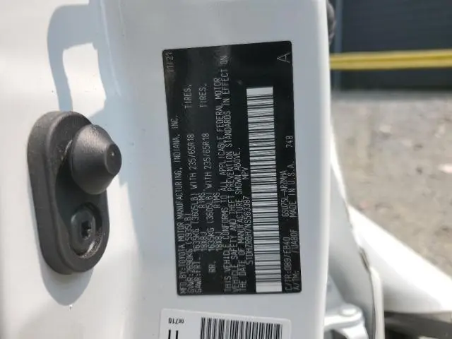 2022 TOYOTA HIGHLANDER XLE  