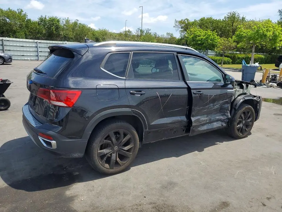 2024 VOLKSWAGEN TAOS SE  