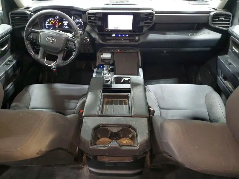 2023 TOYOTA TUNDRA CREWMAX SR  