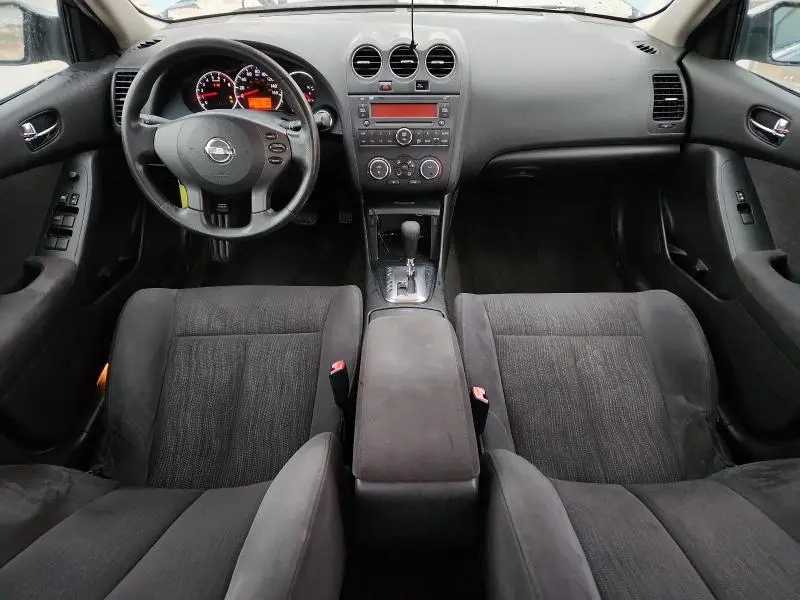 2010 NISSAN ALTIMA BASE  