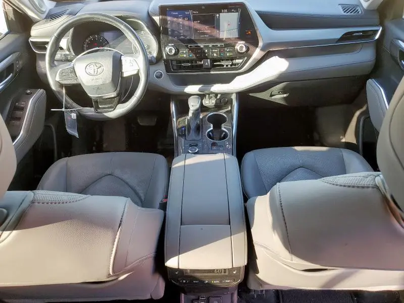 2020 TOYOTA HIGHLANDER PLATINUM  