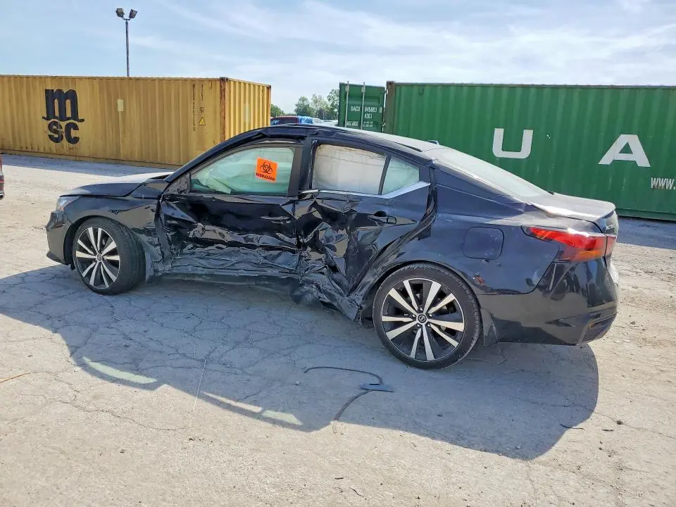 2021 NISSAN ALTIMA SR  