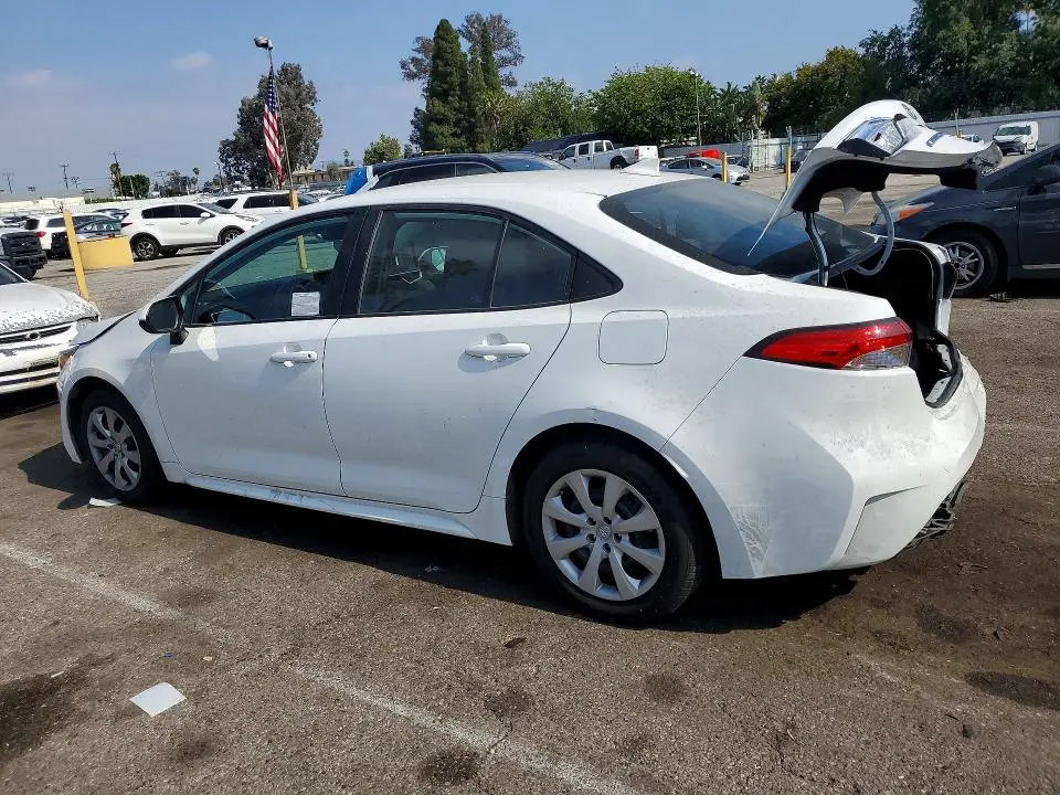 2022 TOYOTA COROLLA LE  