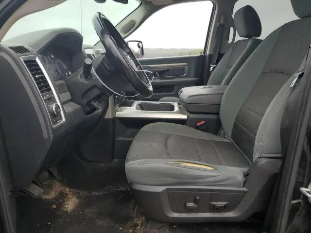 2016 RAM 1500 SLT