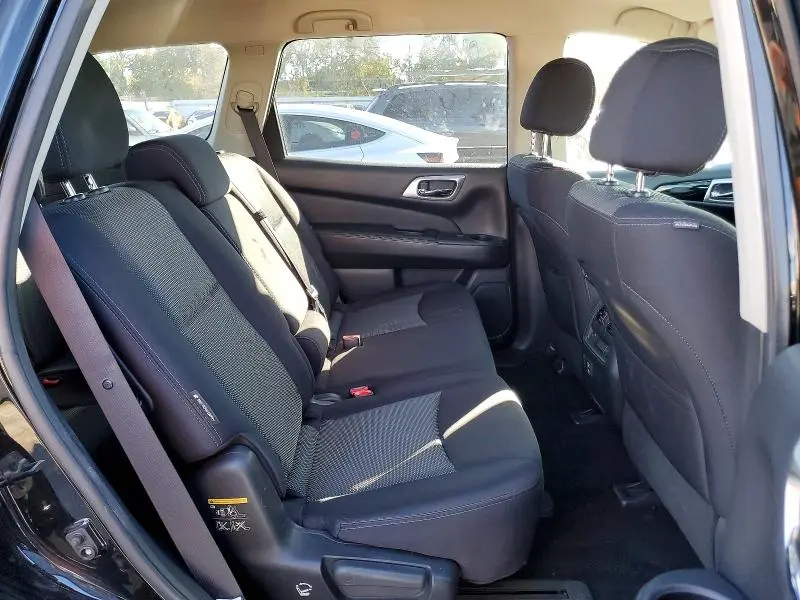 2018 NISSAN PATHFINDER S  