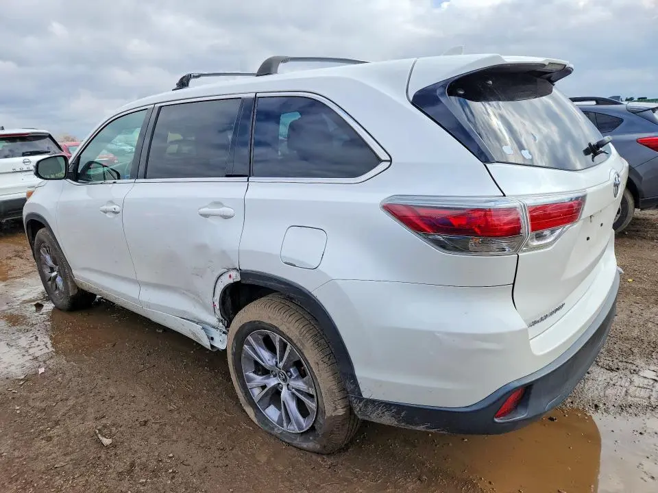 2016 TOYOTA HIGHLANDER LE PLUS  