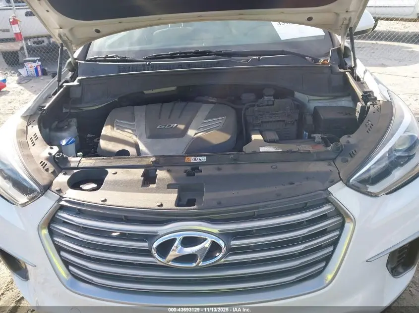 2017 HYUNDAI SANTA FE SE