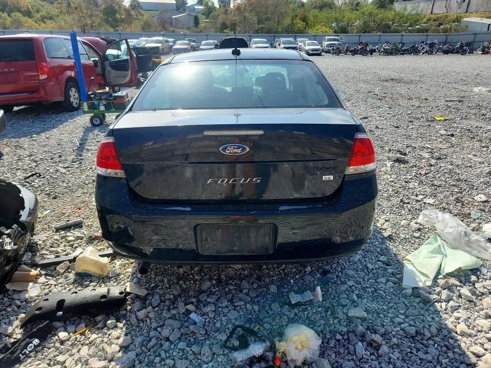 2010 FORD FOCUS SE  