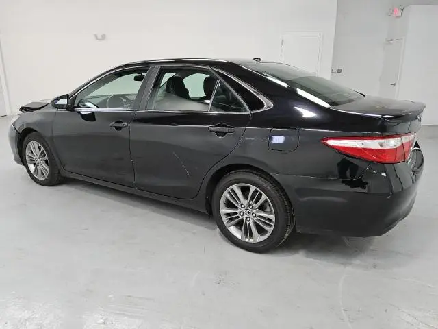 2017 TOYOTA CAMRY LE