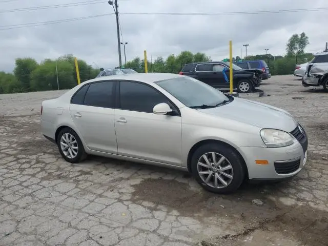 2010 VOLKSWAGEN JETTA S  