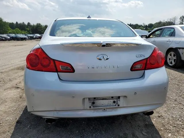 2013 INFINITI G37   