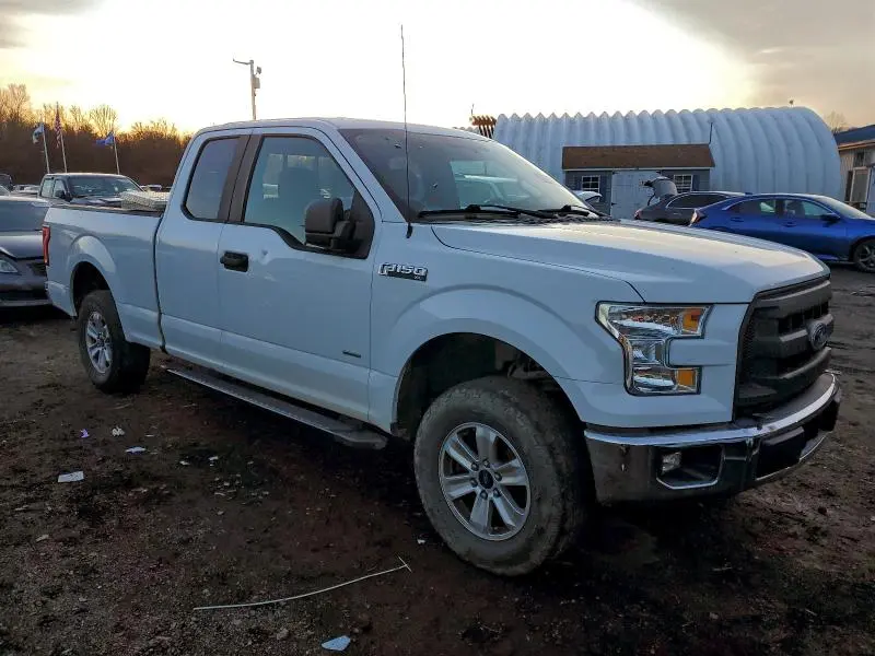 2015 FORD F150 SUPER CAB  
