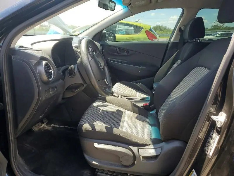 2019 HYUNDAI KONA SE  