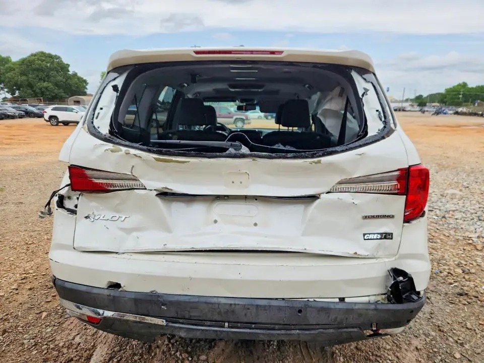2018 HONDA PILOT TOURING  