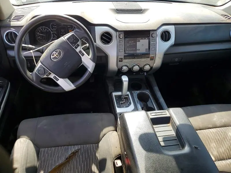 2018 TOYOTA TUNDRA CREWMAX SR5 V8