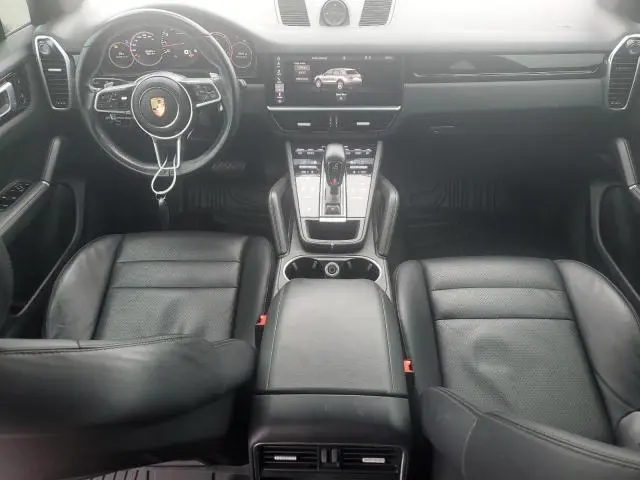 2019 PORSCHE CAYENNE   