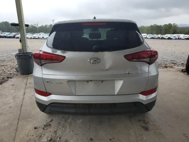 2018 HYUNDAI TUCSON SE  