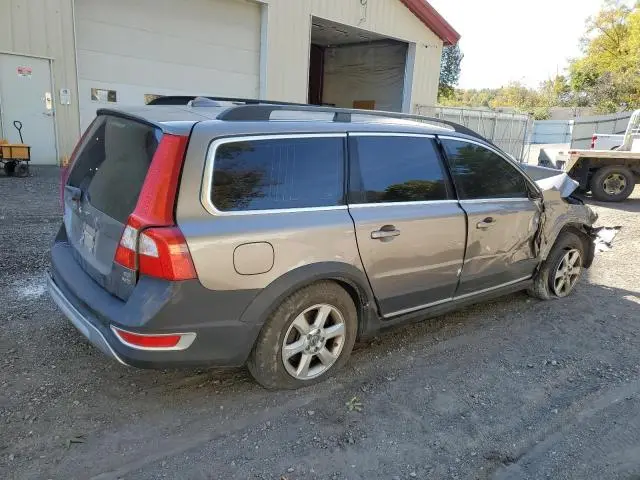 2010 VOLVO XC70 3.2  