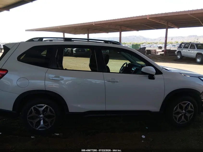 2022 SUBARU FORESTER PREMIUM