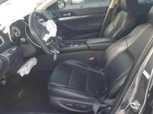 2022 NISSAN MAXIMA SV  