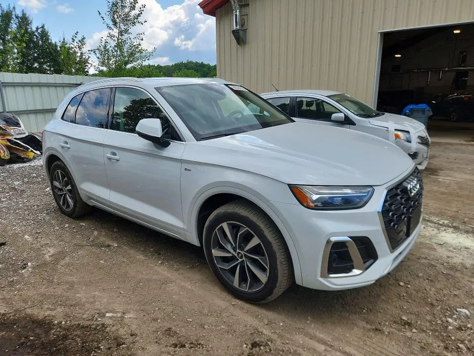 2022 AUDI Q5 PREMIUM PLUS 45  
