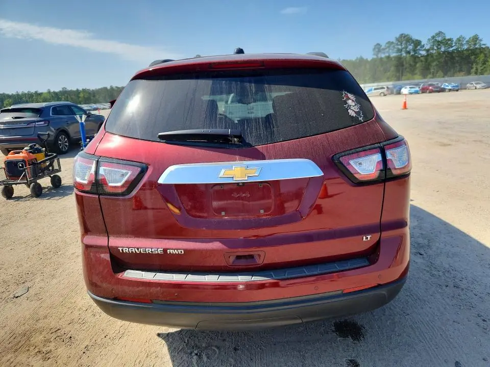 2017 CHEVROLET TRAVERSE LT  
