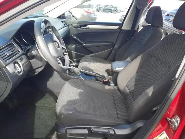 2016 VOLKSWAGEN PASSAT S  