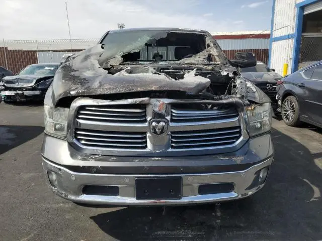 2015 RAM 1500 SLT  