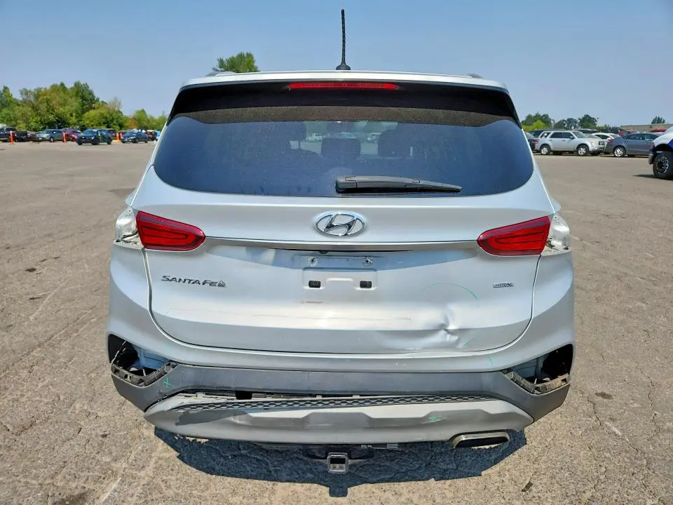 2020 HYUNDAI SANTA FE SE  