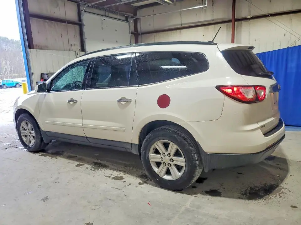 2014 CHEVROLET TRAVERSE LT  