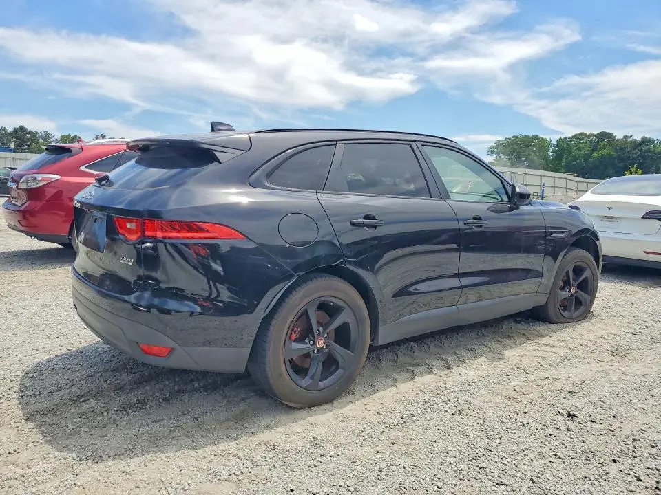 2017 JAGUAR F-PACE PREMIUM  