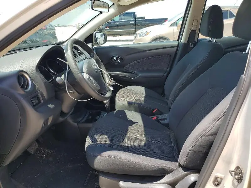 2015 NISSAN VERSA 1.6 SV  
