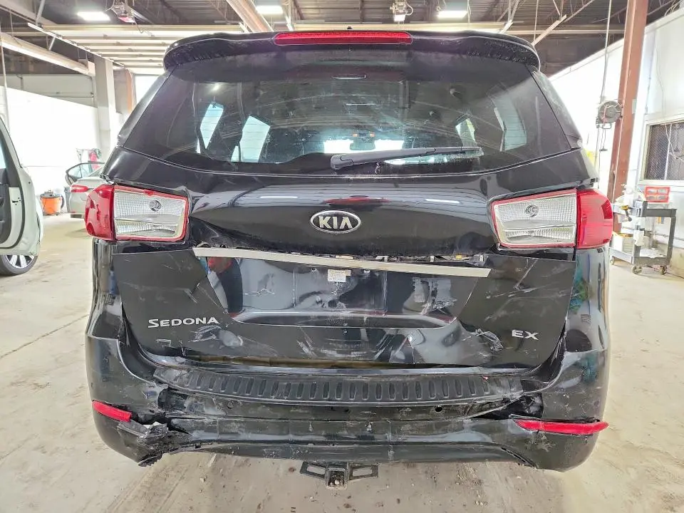 2016 KIA SEDONA EX  