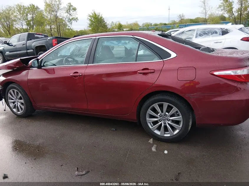 2017 TOYOTA CAMRY XLE