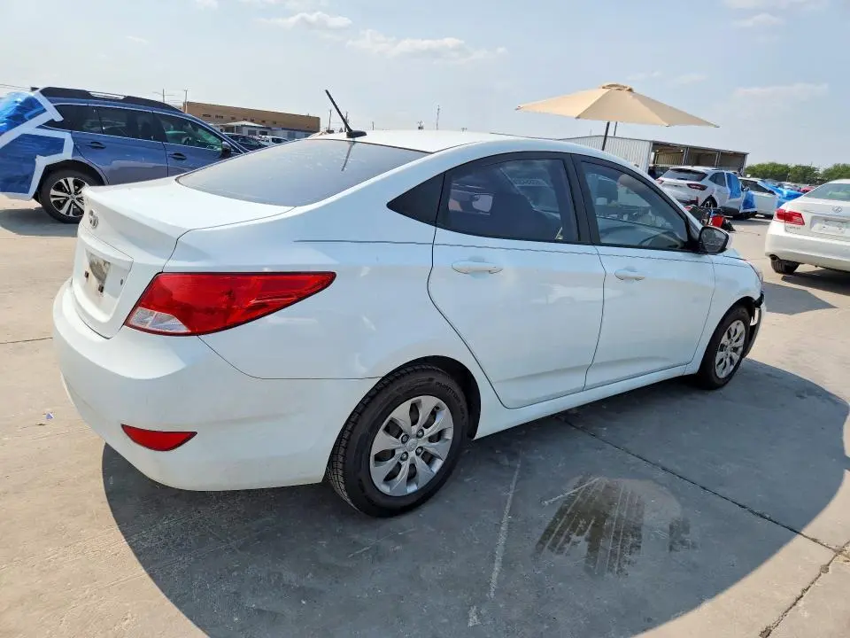 2015 HYUNDAI ACCENT GLS  
