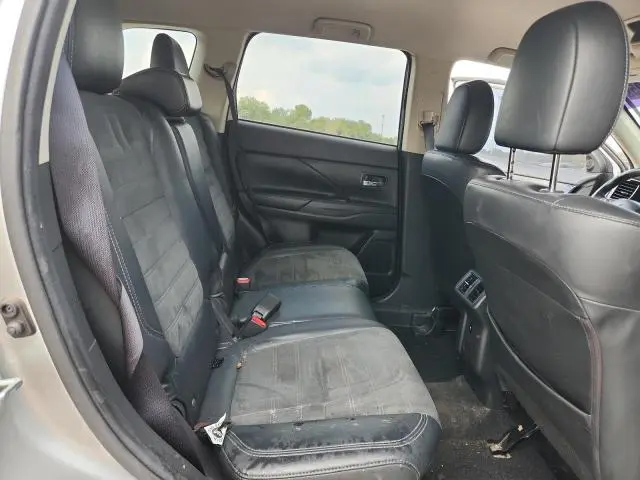 2019 MITSUBISHI OUTLANDER SE