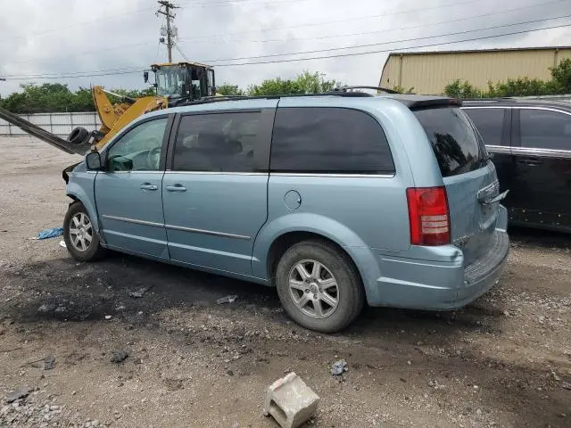 2010 CHRYSLER TOWN & COUNTRY TOURING  