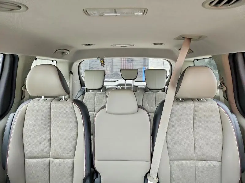 2018 KIA SEDONA SX  